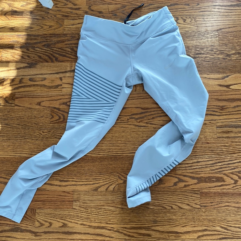 Nike running leggings size small, light gray w/ darker gray accents